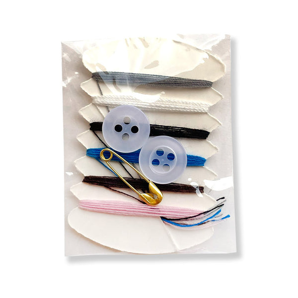 Sewing kit in transparent frosted heat-sealed sachet
