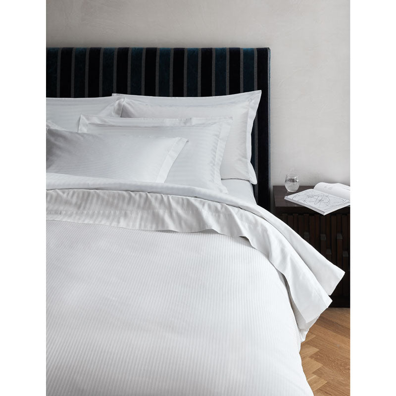 Drap pour lit simple en satin ligné 300 fils, 180x300 cm - Frette